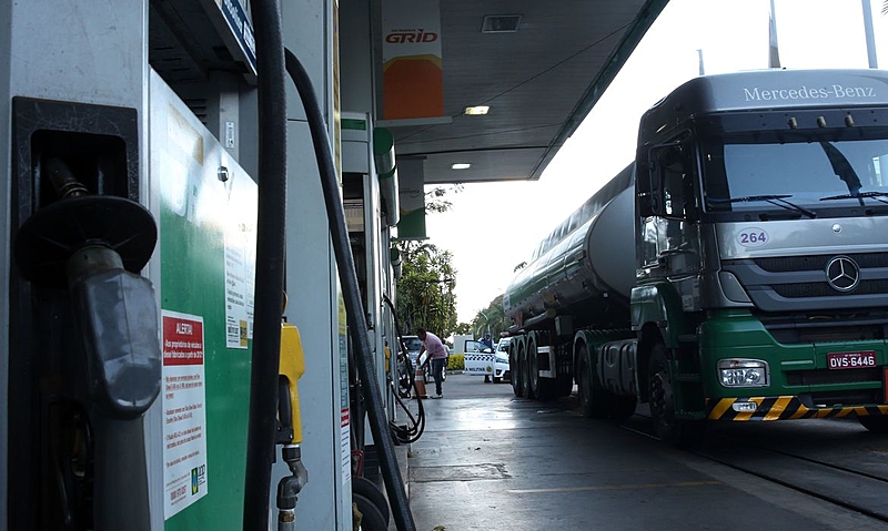 Embora não seja o único responsável pela alta no custo dos alimentos, o preço do diesel também tem impactado a cadeia produtiva