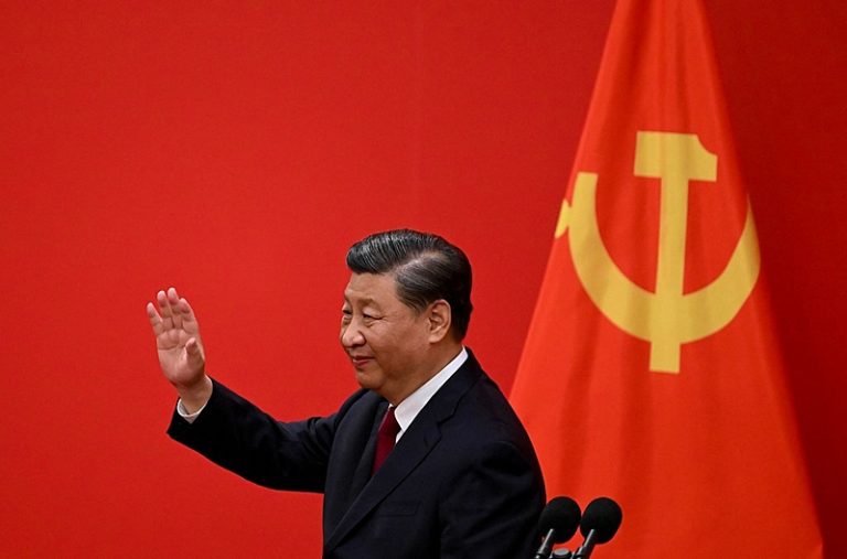 China anuncia tarifa de 84% sobre produtos dos EUA após taxa de 104% de Trump