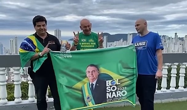 Aliado de Bolsonaro, Luciano Hang enviou caminhões para ato golpista, segundo PRF