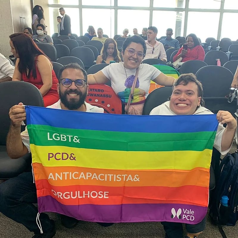 Iniciativa se engaja politicamente e visibiliza vivências de pessoas com deficiência