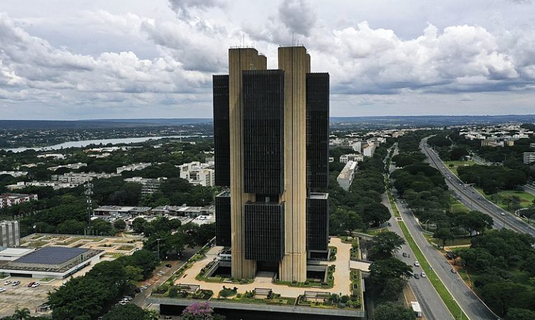 Após inflação abaixo do esperado, bancos apostam em Selic mais baixa