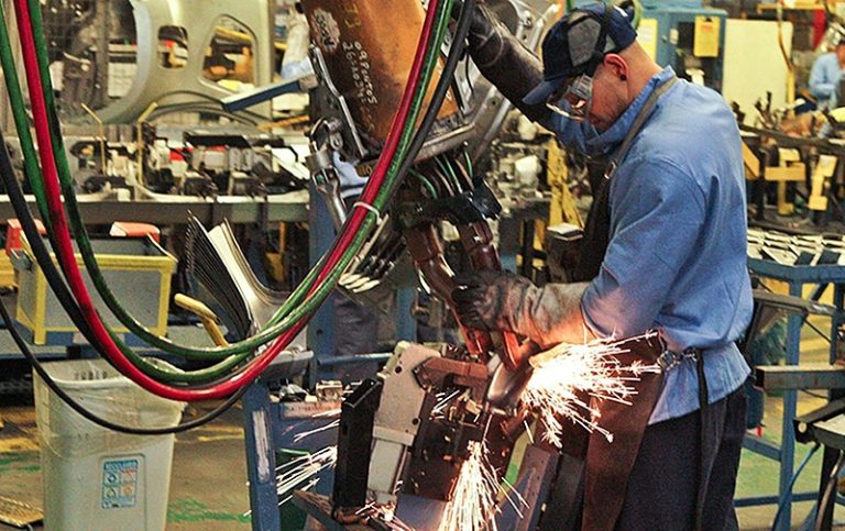 Governo federal anuncia política industrial com investimento de R$ 300 bilhões até 2026
