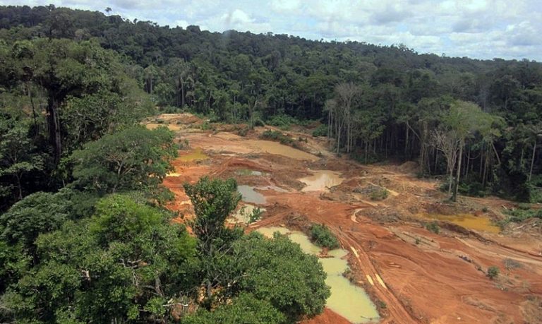 Garimpo na Amazônia: quando a sobrevivência é confundida com escolha