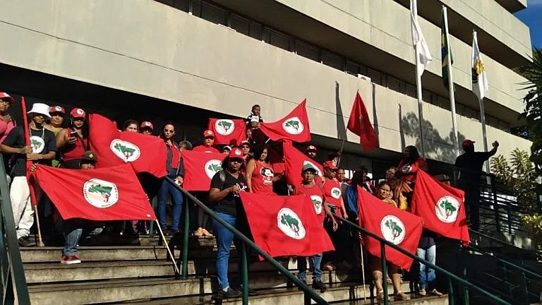 Em Minas, trabalhadores sem-terra ocupam sede do Incra por mudança de superintendente