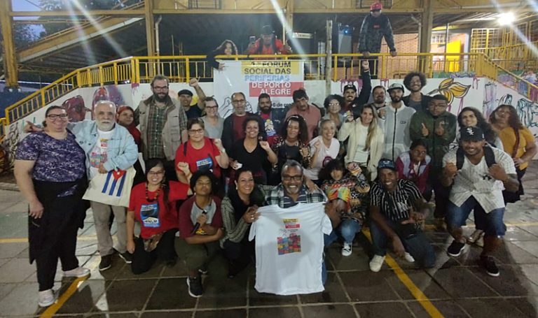 1º Fórum Social das Periferias de Porto Alegre encerra com atividade político-cultural