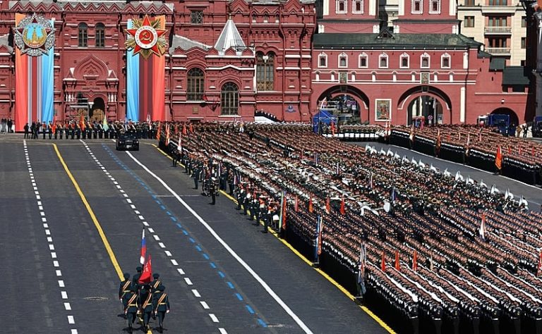 Rússia sinaliza saída de tropas de Donbass, no leste ucraniano, para instalar Guarda Nacional