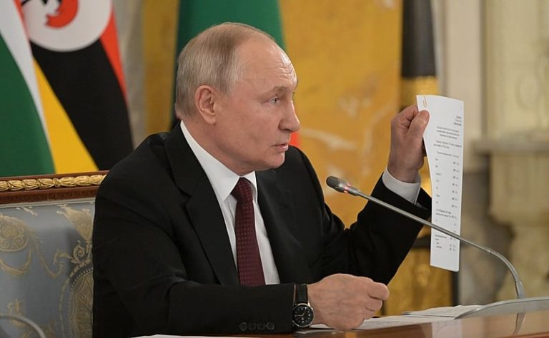 Rússia e Ucrânia trocam acusações sobre violação da trégua de Páscoa