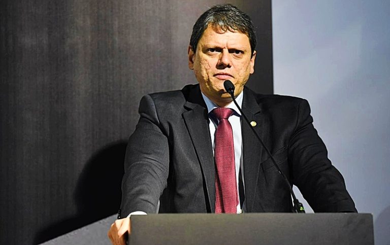Apenas uma em cada 3 vacinas de HPV foi aplicada no estado de SP