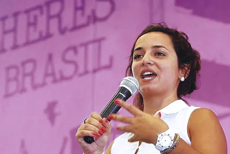 'Juro não tem caído no Brasil, se ele cai meio ponto, a inflação cai mais', diz Juliane Furno