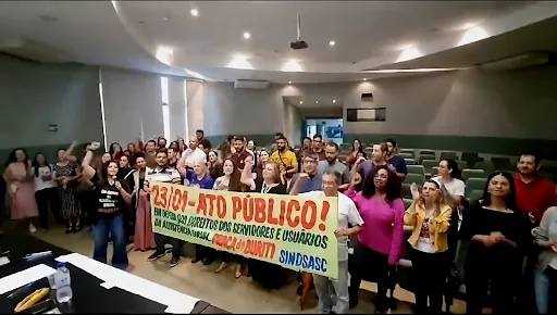 Trabalhadores da assistência social do DF provomem ato por reestruturação da carreira
