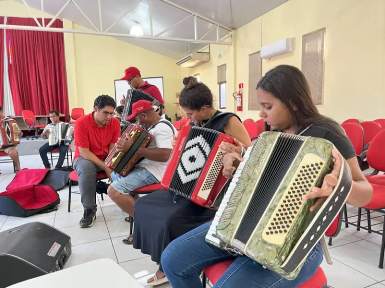 'A sanfona é uma das principais armas que temos na cultura para poder termos voz'