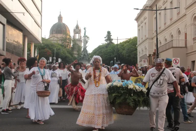 ‘O racismo religioso tenta nos matar na essência, na origem’, afirma Baba Diba de Iyemonjà