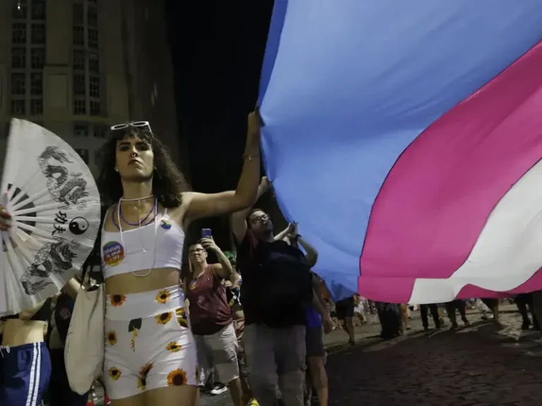 Cotas para pessoas trans: um debate urgente necessário