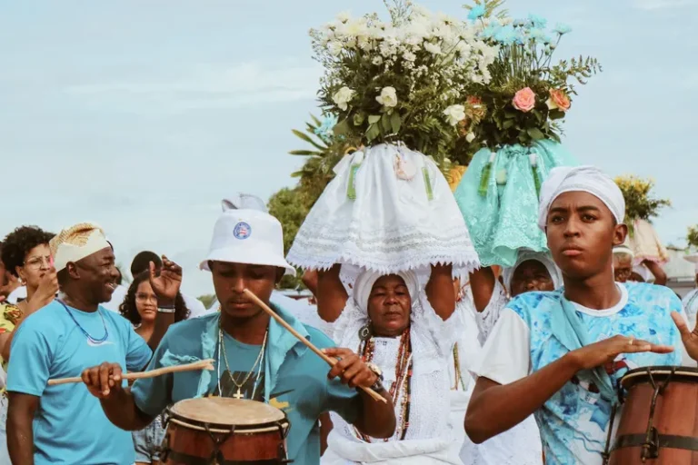 Celebração a Iemanjá na Ilha de Itaparica resiste ao tempo longe das grandes festas