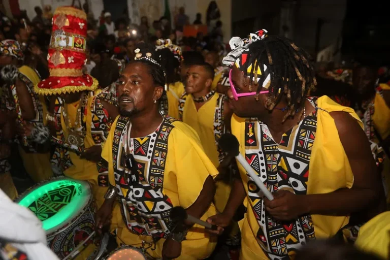 'Ah, se não Fosse o Ilê Aiyê': 50 anos de resistência marcam a história do bloco afro