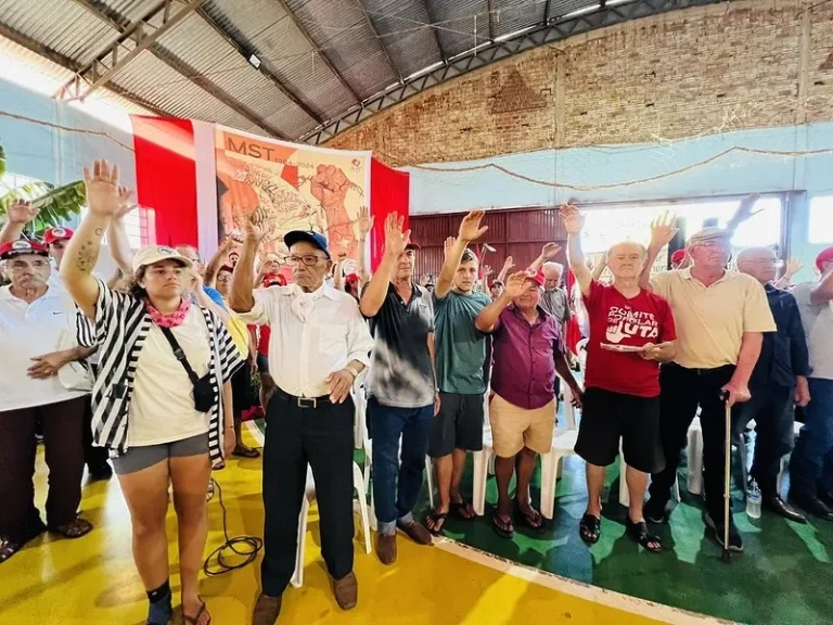 Escutar a Mãe Terra e construir a Reforma Agrária Popular