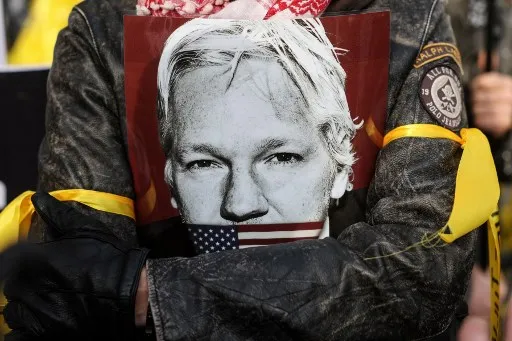 Julian Assange livre: ativista conquista liberdade após mais de cinco anos preso