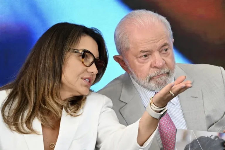 Após Janja e Musk trocarem farpas, Lula diz que ‘não é preciso xingar ninguém’ 