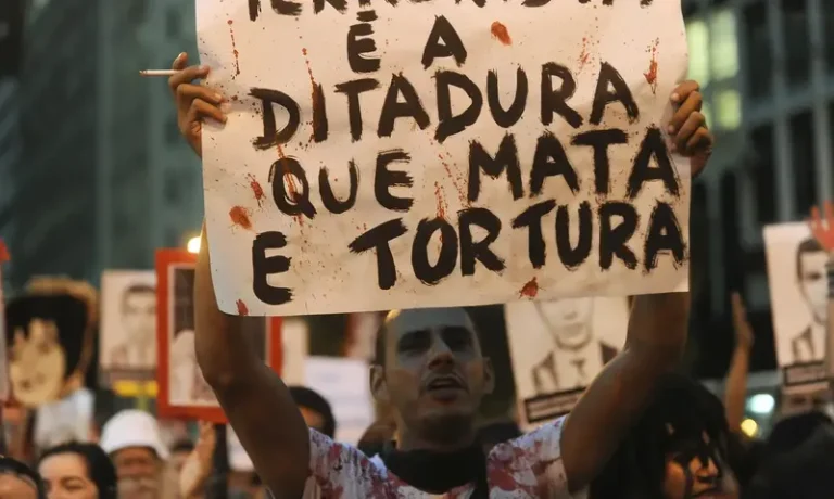 Golpes de 1964, 2016 e a tentativa em 2023 tinham mesmo objetivo
