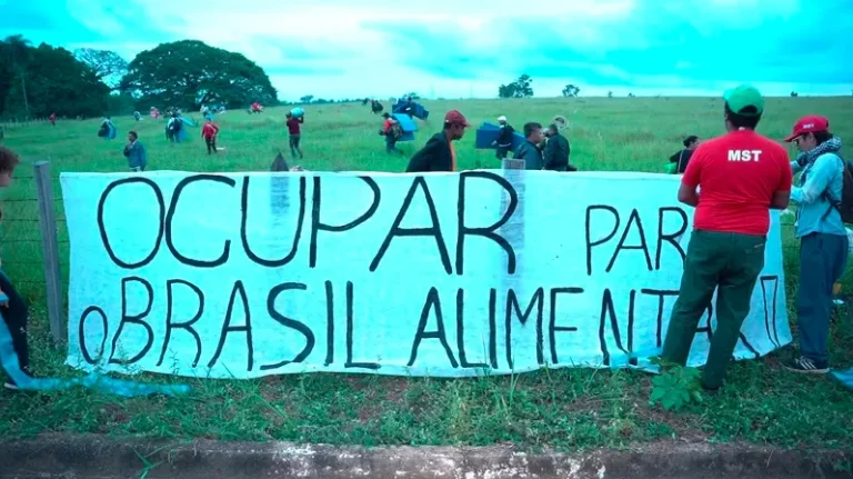 CPT e MST repudiam projeto que criminaliza ocupações: 'muito cruel com camponeses'