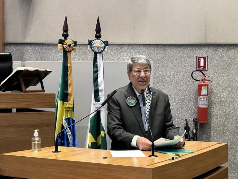 'Nosso povo não vai desaparecer', afirma embaixador da Palestina no Brasil