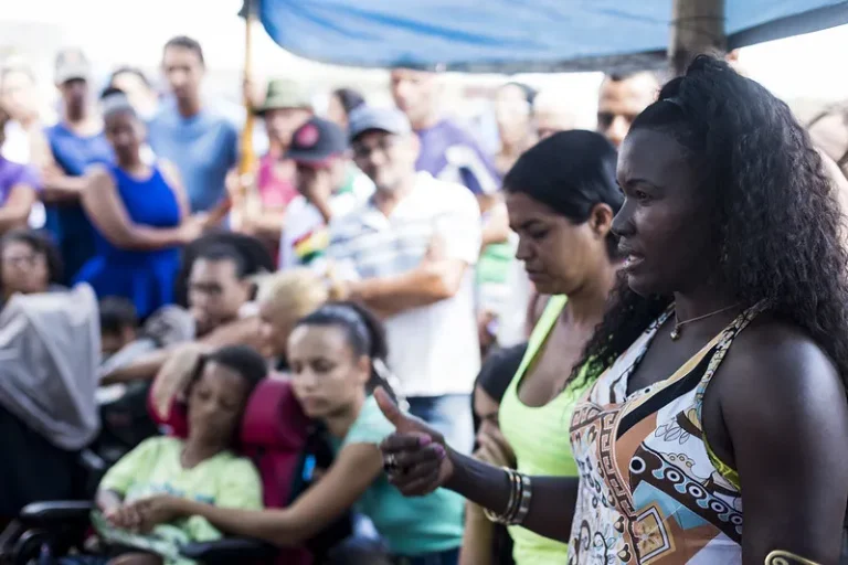 Ato em solidariedade a militante do MTST presa no DF ocorre nesta sexta (7) em Brasília