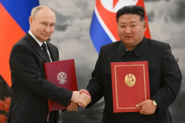 Putin e Kim Jong-un assinam acordo sobre assistência mútua em caso de agressão