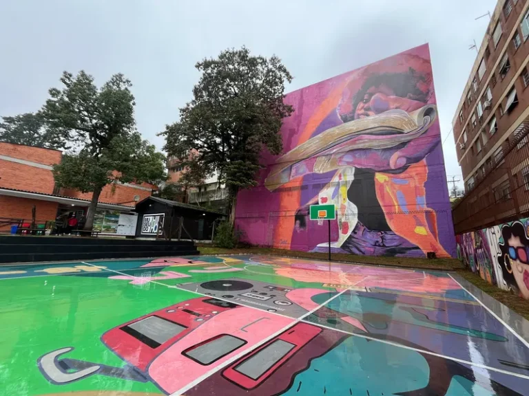 Museu da Cultura Hip Hop RS inaugura quadra poliesportiva com o maior grafite de empena do RS