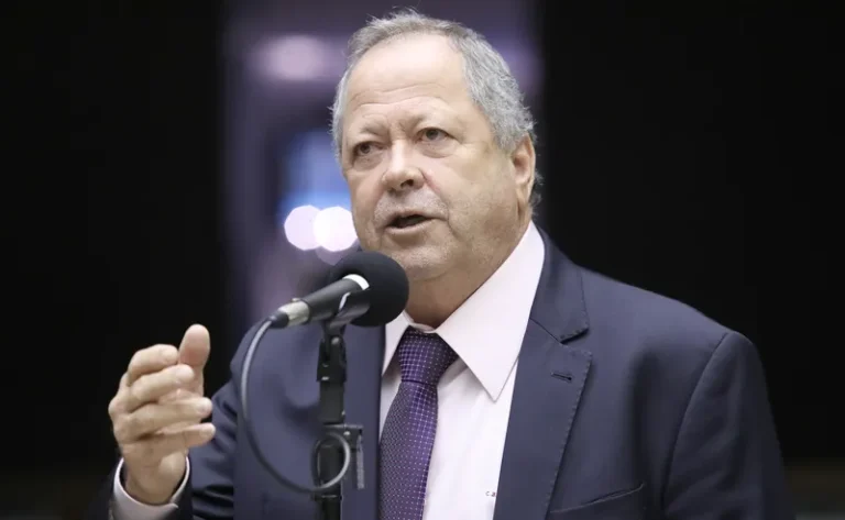Chiquinho Brazão nega ao STF que tenha tratado de milícias quando era vereador 