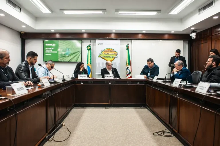 Audiência debate problemas no transporte público metropolitano após a enchente