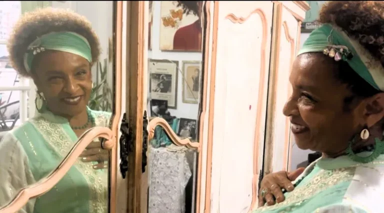 Bem Viver: 'A branquitude sempre cuidou de assunto de preto', afirma Elisa Lucinda