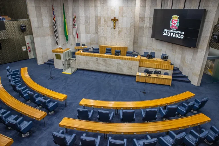 Mesmo com renovação, Câmara de SP deve seguir com políticos tradicionais no comando