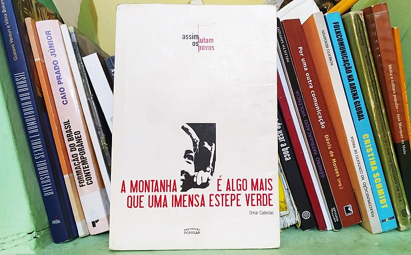 Livro pode ser comprano no site da editora Expressão Popular
