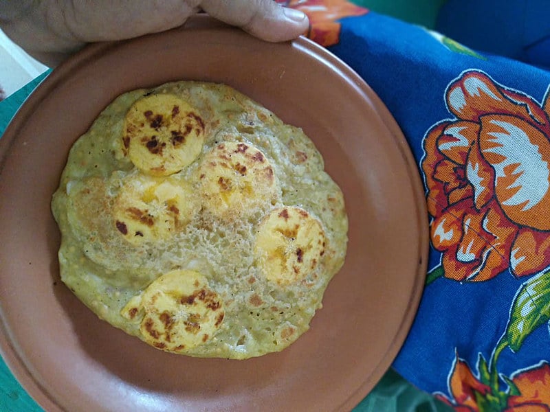 A banana da terra é fonte de vitamina A e C e antioxidantes, que evitam o envelhecimento precoce.