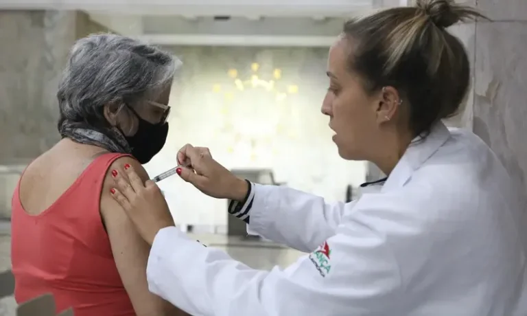 Cinco anos de covid-19: as sequelas deixadas pela pandemia	