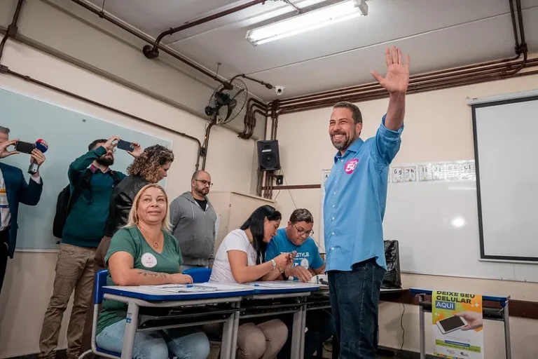 'Me preocupo com o futuro da nossa cidade, com infiltração do crime organizado', diz Boulos