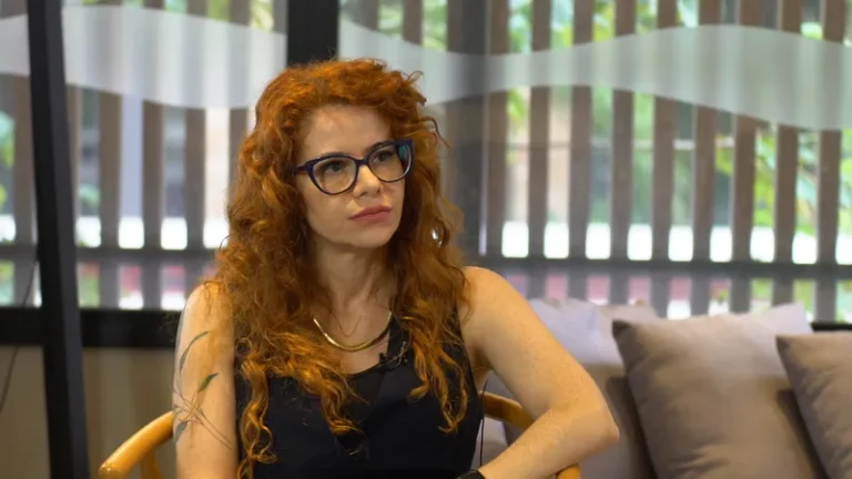 Esquerda não responde anseios da sociedade e precisa radicalizar o discurso, diz Isabela Kalil