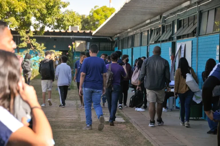 Escola denuncia racismo e intolerância religiosa em vídeo publicado por deputado distrital