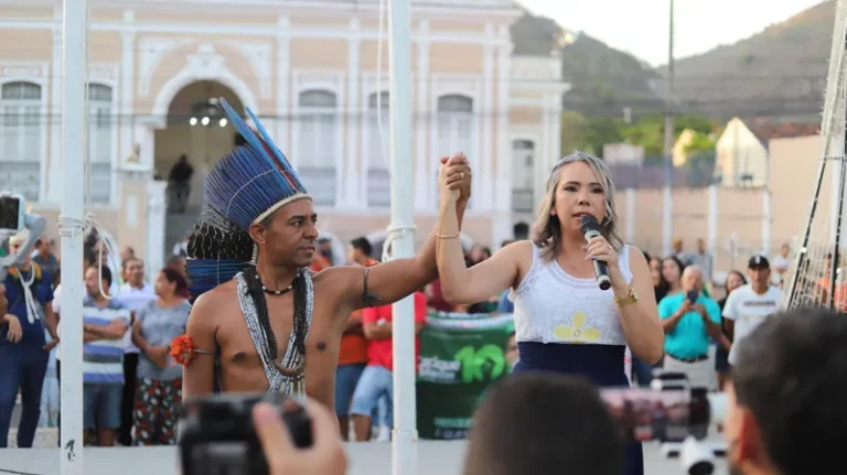 Pesqueira (PE) tem líder indígena prefeito, sindicalista como vice e Câmara 40% indígena