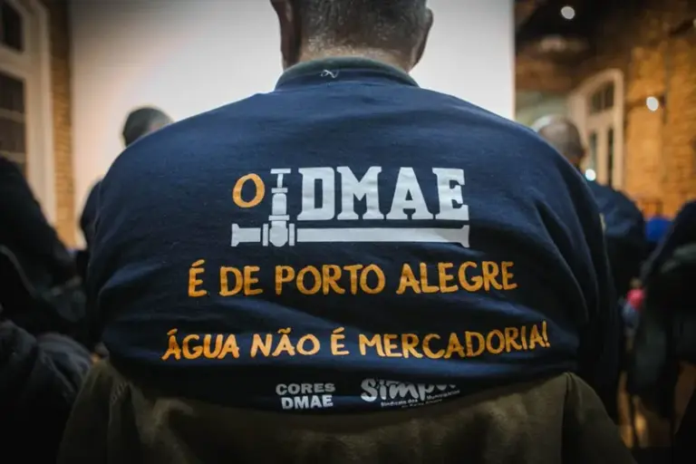 PT promove seminário em defesa da água e do Dmae público em Porto Alegre