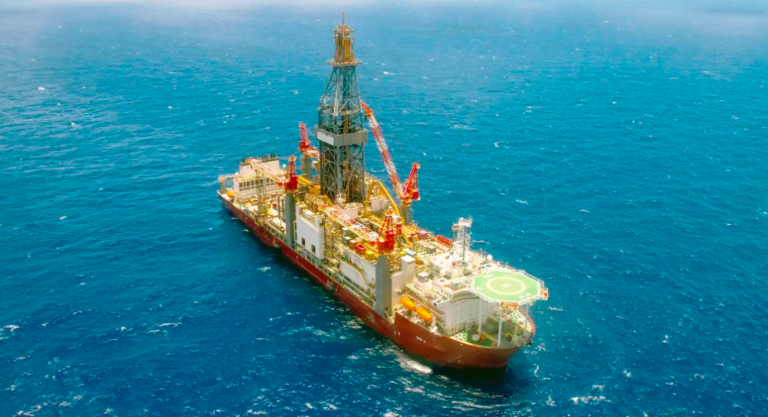 A contribuição da China para a ascensão do Brasil como potência petrolífera 