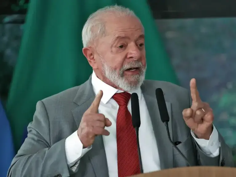 Inflação, fake news, Congresso conservador: os fatores por trás da queda na aprovação de Lula