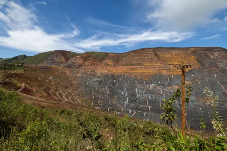 Nada de novo: mineradoras não querem pagar imposto. Quem vai pagar por elas?