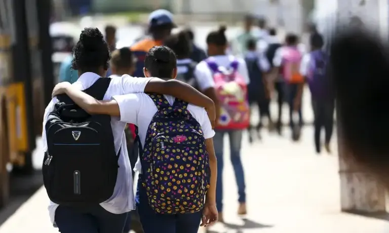 Simpa conquista liminar de inconstitucionalidade para a Lei da Mordaça