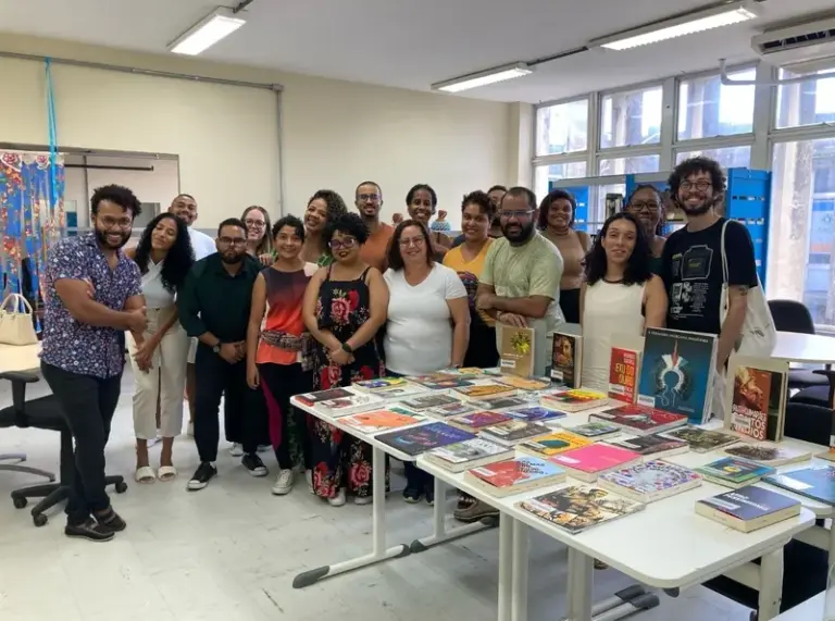 Bibliotecas Negras no Brasil: iniciativas de resistência e promoção da literatura 
