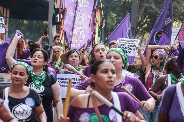 SUS é essencial no combate à violência contra a mulher, mas ainda carece de recursos