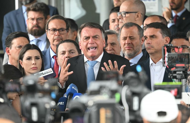 Réu no STF, Bolsonaro ataca Moraes e diz, sem provas, que foi prejudicado nas eleições de 2022