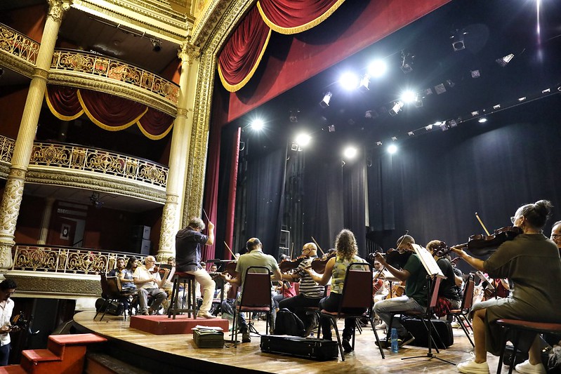 Orquestra Sinfônica do Recife, no Teatro de Santa Isabel