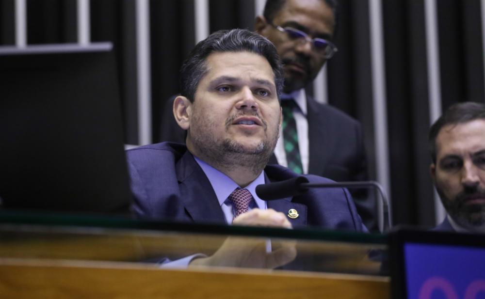 Davi Alcolumbre não escondeu incômodo com indicação de Messias