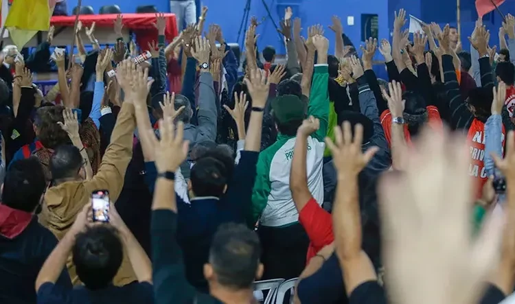 As mudanças nas relações de trabalho e o movimento sindical